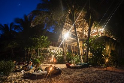 White Banana Beach Club - Nightlife in the Philippines