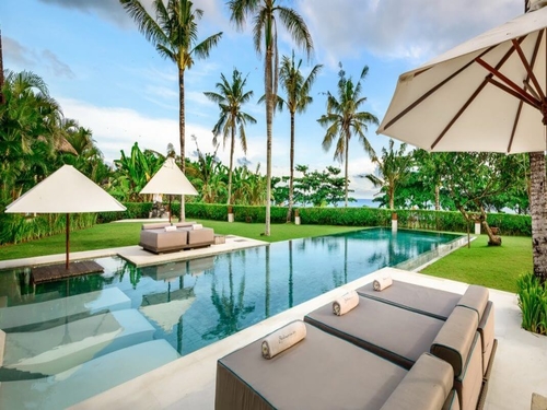 Bali Villa Poolside